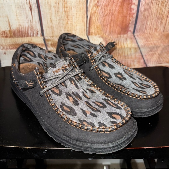 Hey Dude Shoes - Hey Dude Wendy Funk Phantom Leopard women’s size 10